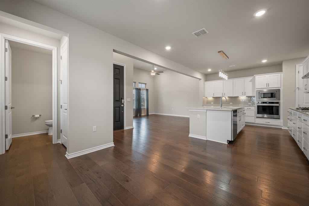 305 Bolivar Way - Photo 13