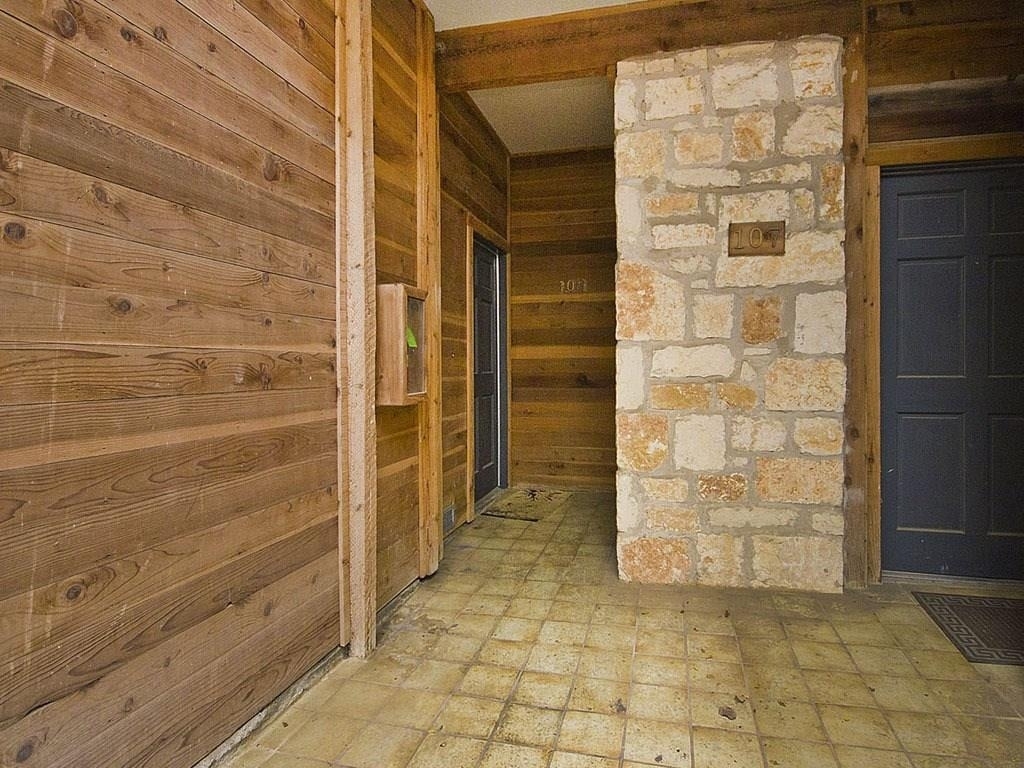 8200 Neely Dr - Photo 16