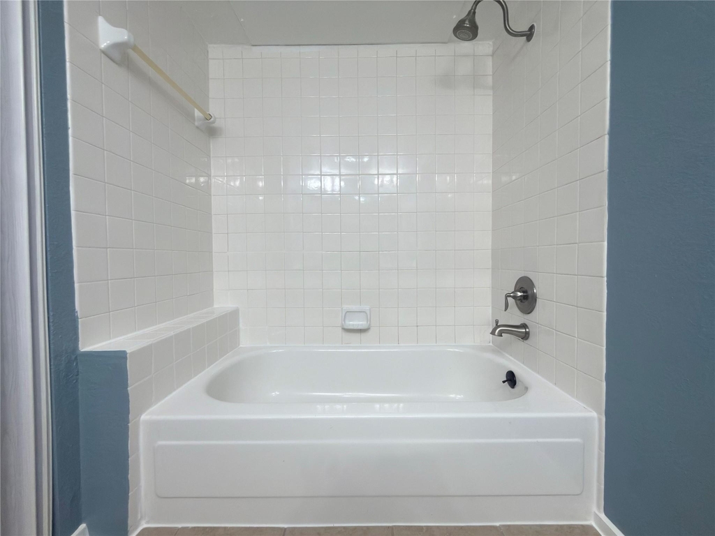 2018 W Rundberg Ln - Photo 7