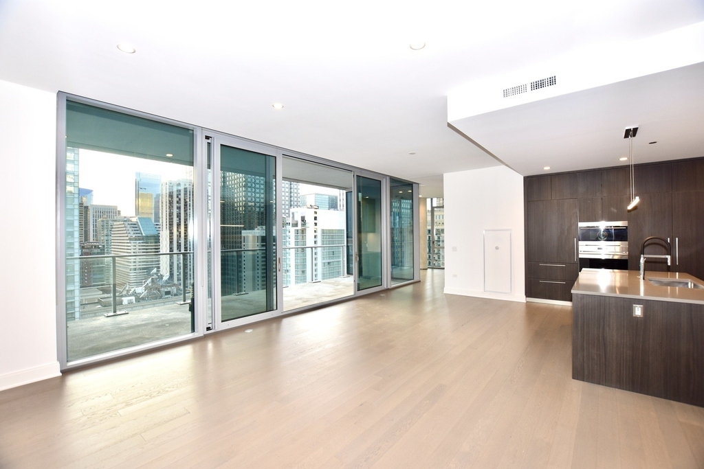 60 E Randolph Street - Photo 5