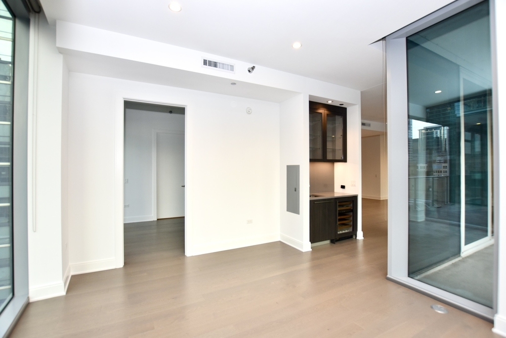 60 E Randolph Street - Photo 14