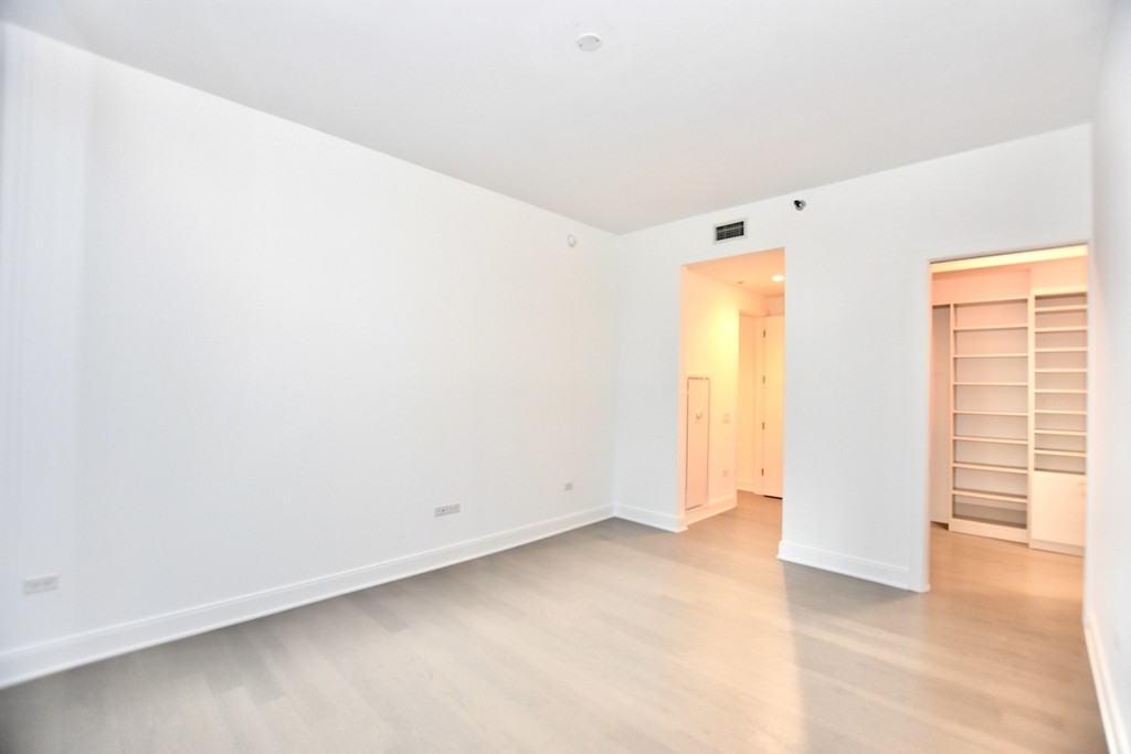 60 E Randolph Street - Photo 30