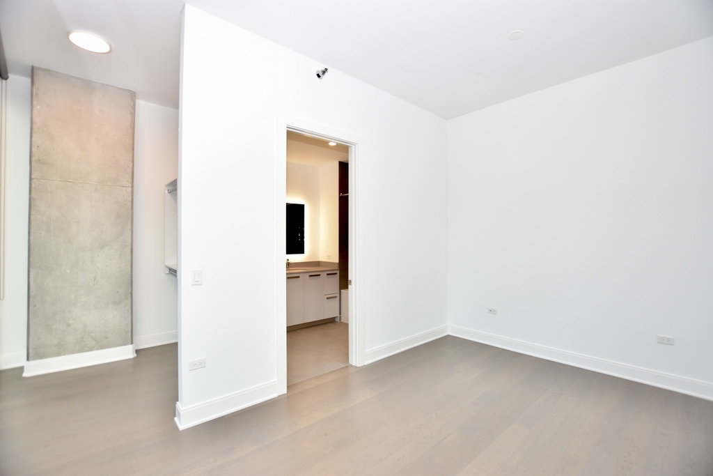 60 E Randolph Street - Photo 16
