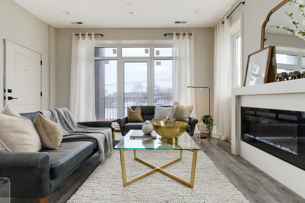 790 E Irving Park Road - Photo 8