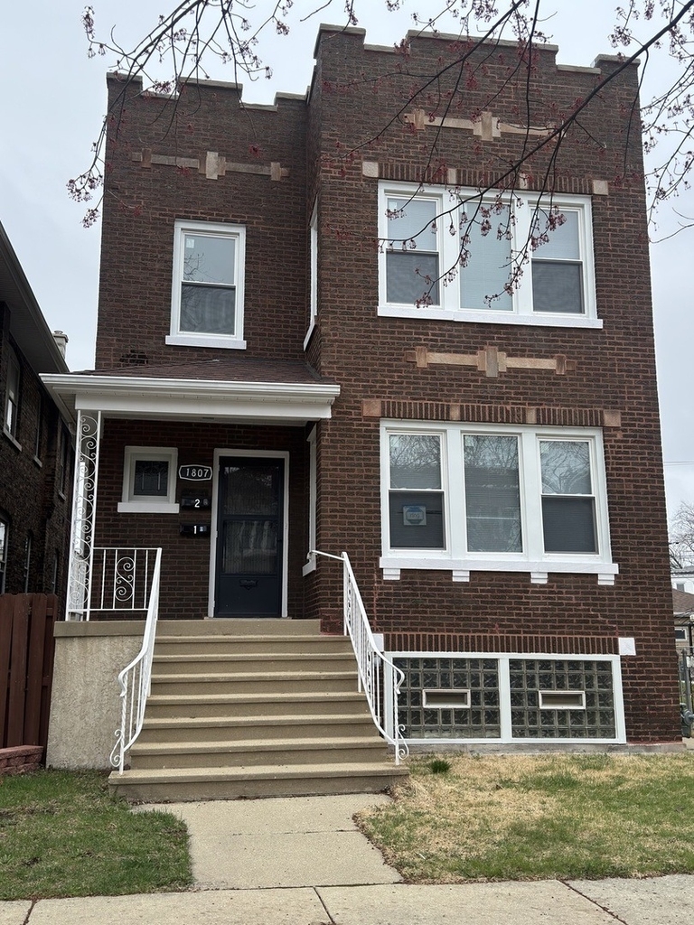1807 S 49th Court - Photo 0