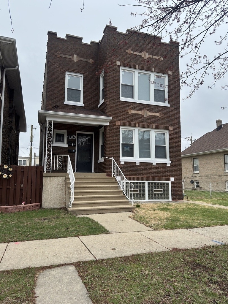 1807 S 49th Court - Photo 1