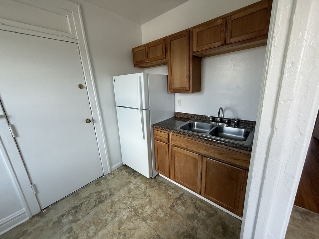 5912 W 26th Street - Photo 12