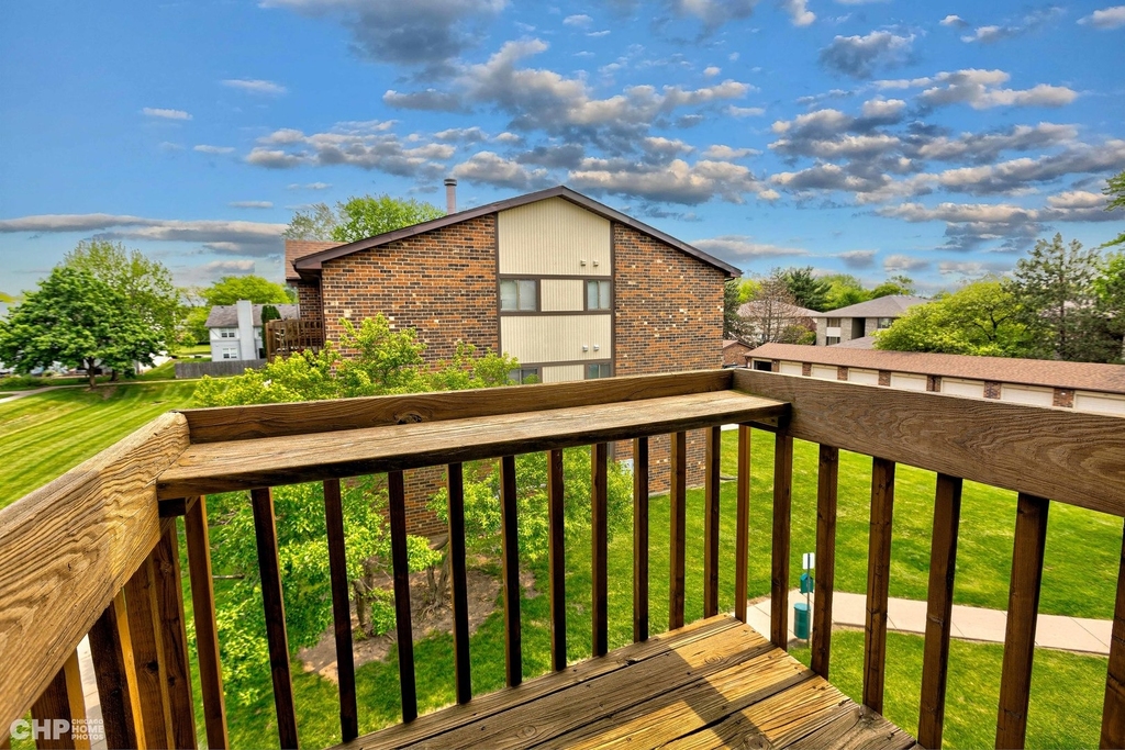 439 Berkshire Drive - Photo 14