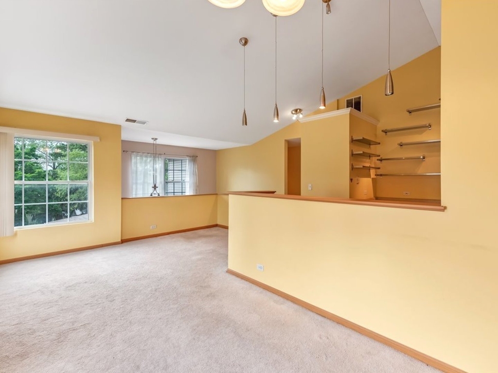 4909 Spencer Avenue - Photo 9