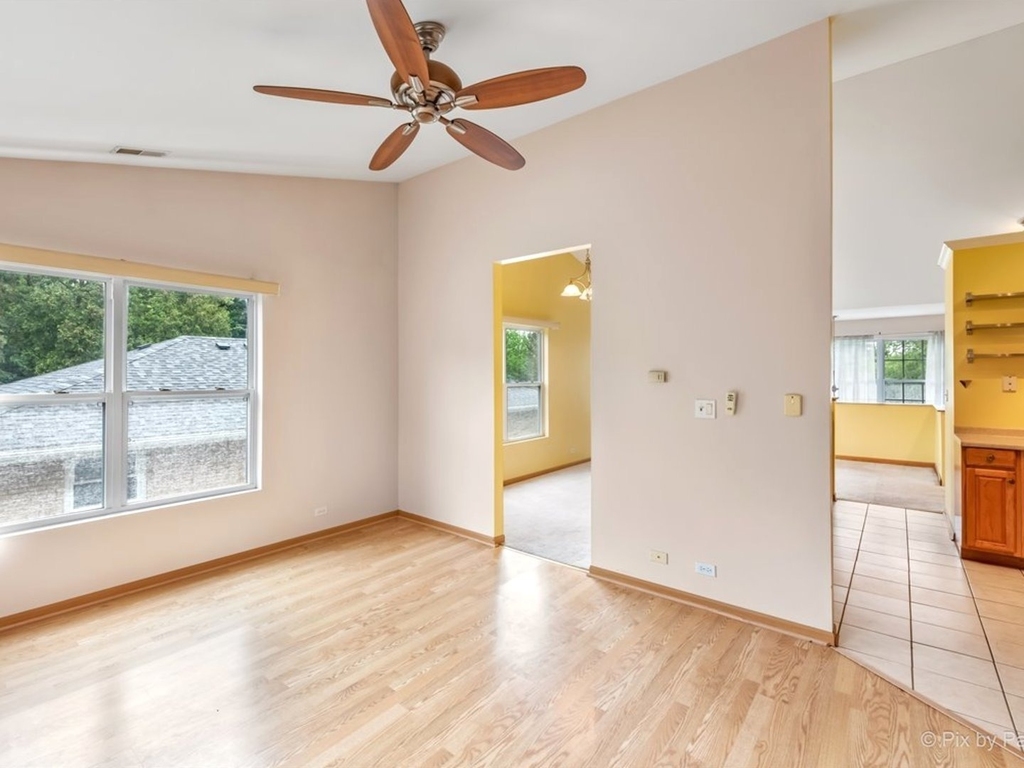 4909 Spencer Avenue - Photo 10