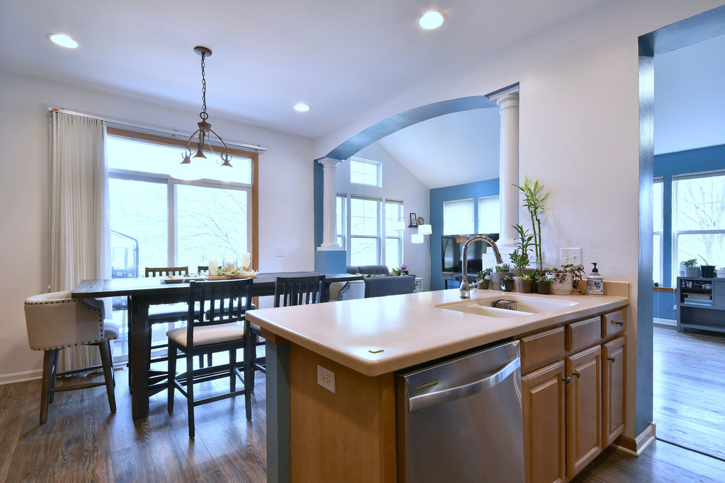 5600 Cloverdale Road - Photo 7
