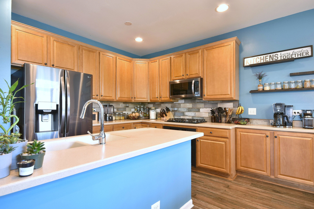 5600 Cloverdale Road - Photo 10
