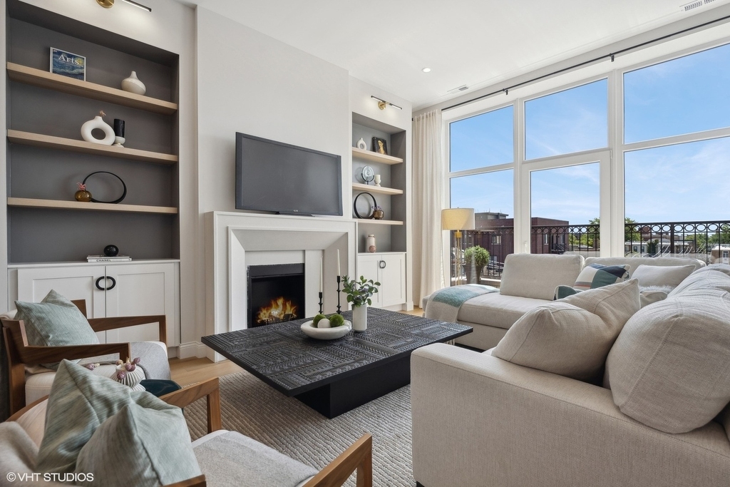 1615 W Irving Park Road - Photo 5