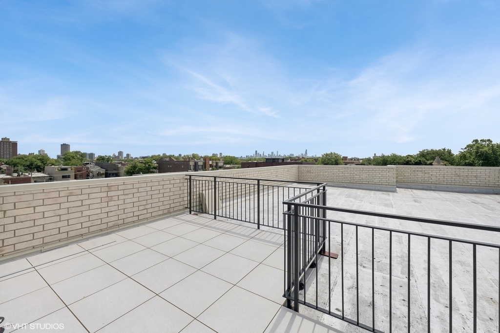 1615 W Irving Park Road - Photo 18