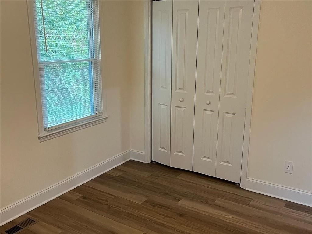 320 Camfield Court Sw - Photo 7