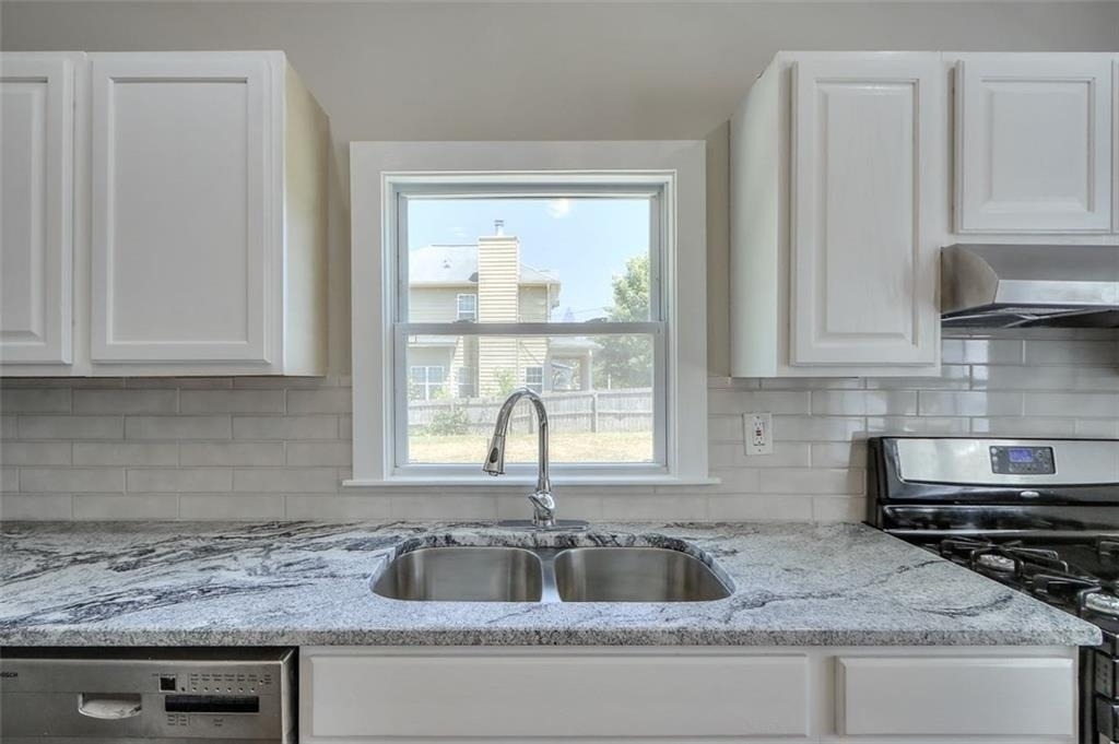 679 Jones Avenue Nw - Photo 8