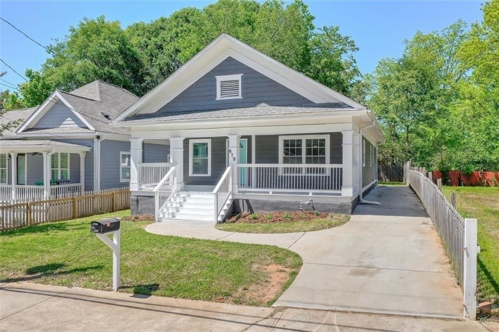 679 Jones Avenue Nw - Photo 0