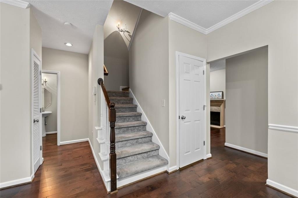 2680 Pine Tree Road Ne - Photo 7