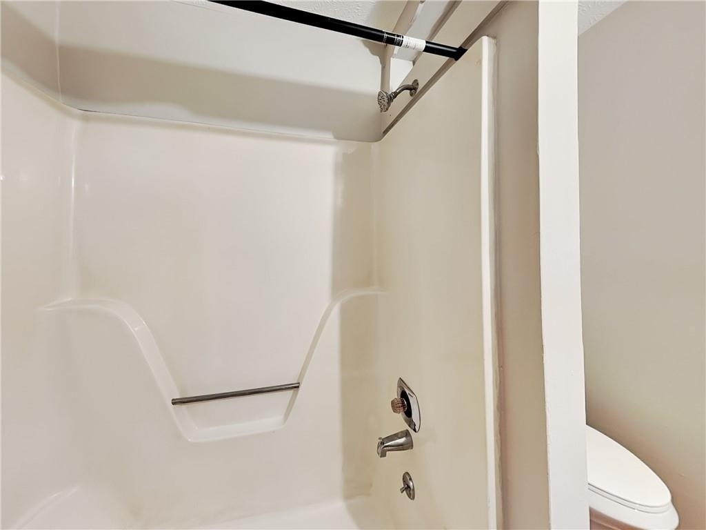1289 Knoll Court Nw - Photo 9