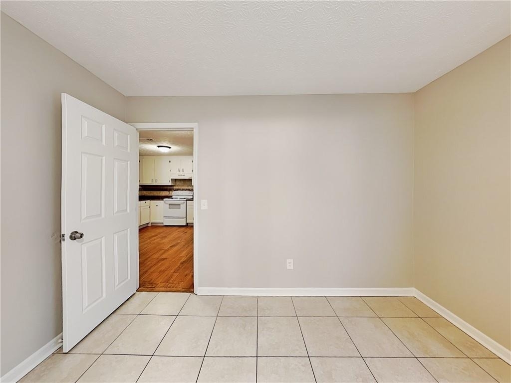 1289 Knoll Court Nw - Photo 12