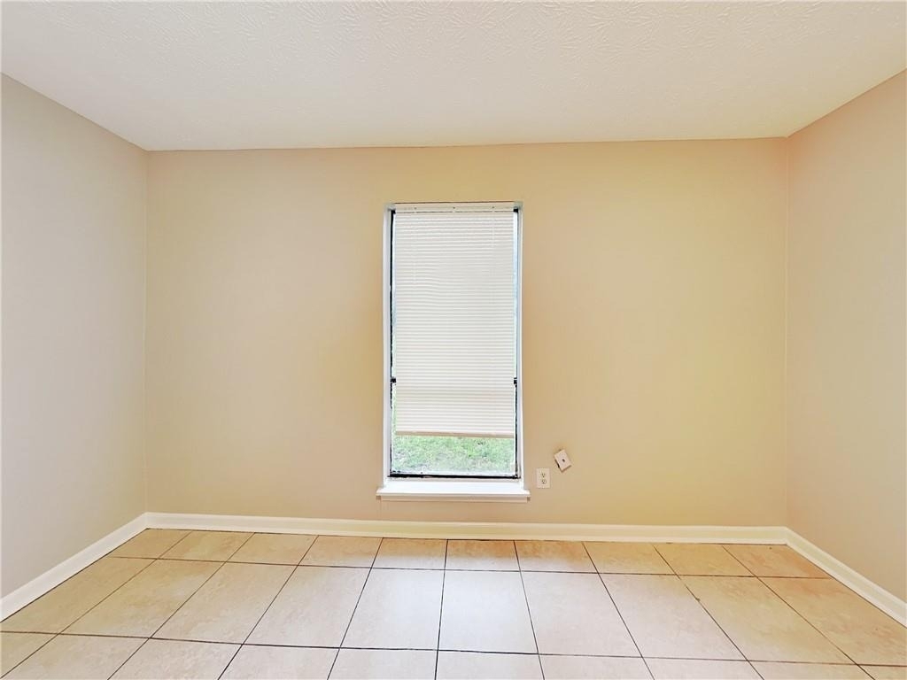 1289 Knoll Court Nw - Photo 11