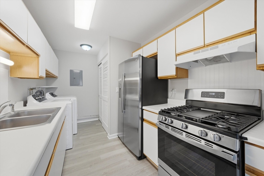 238 Algonquin Court - Photo 7