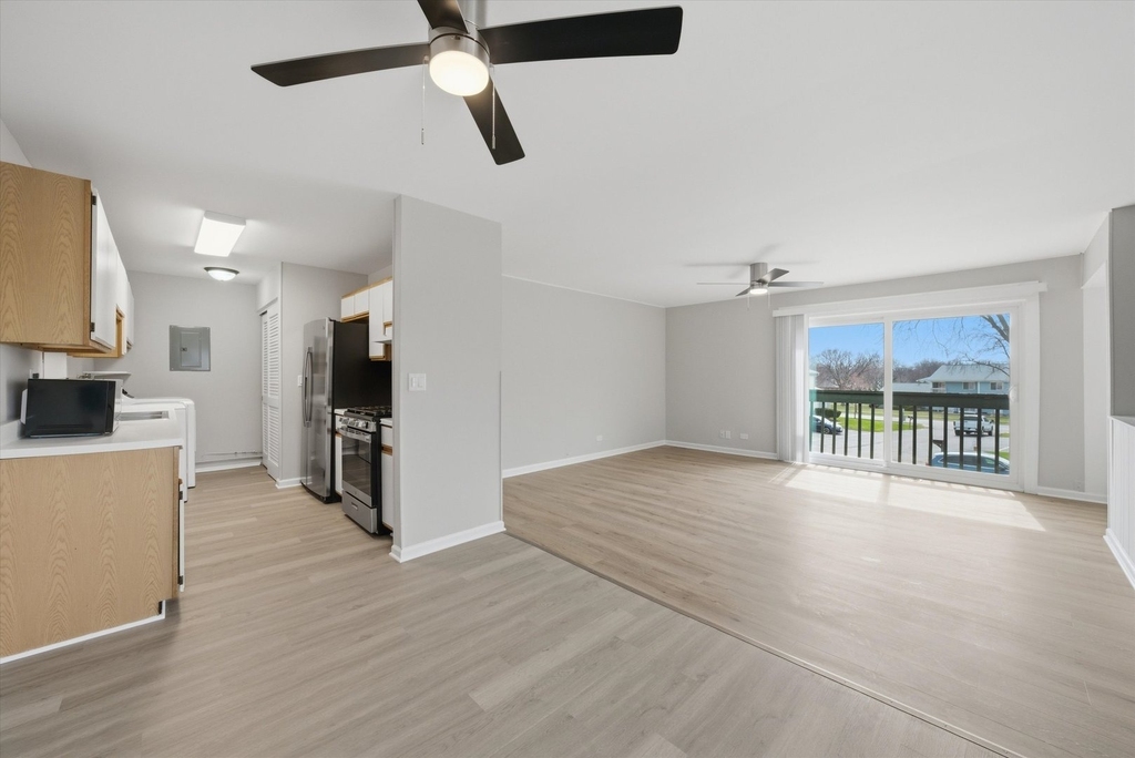 238 Algonquin Court - Photo 5