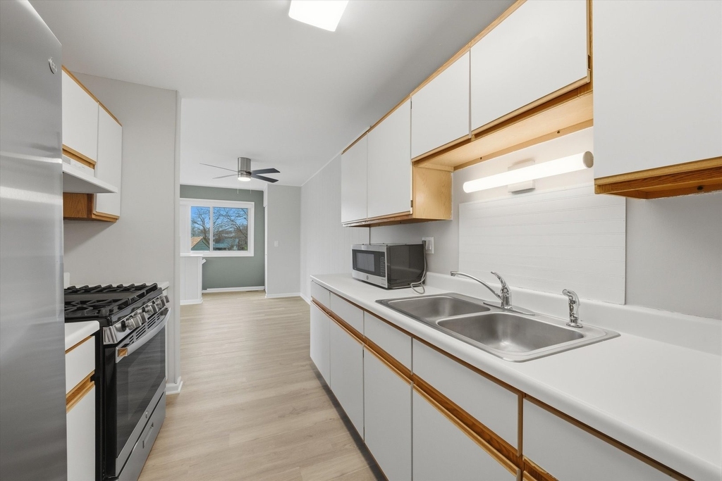 238 Algonquin Court - Photo 8