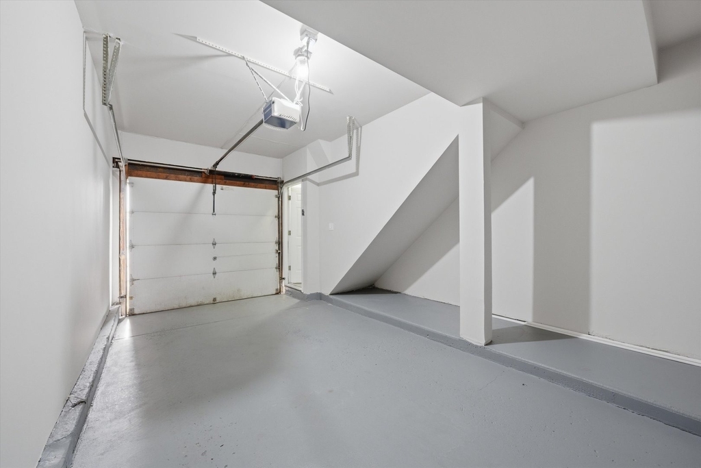238 Algonquin Court - Photo 15