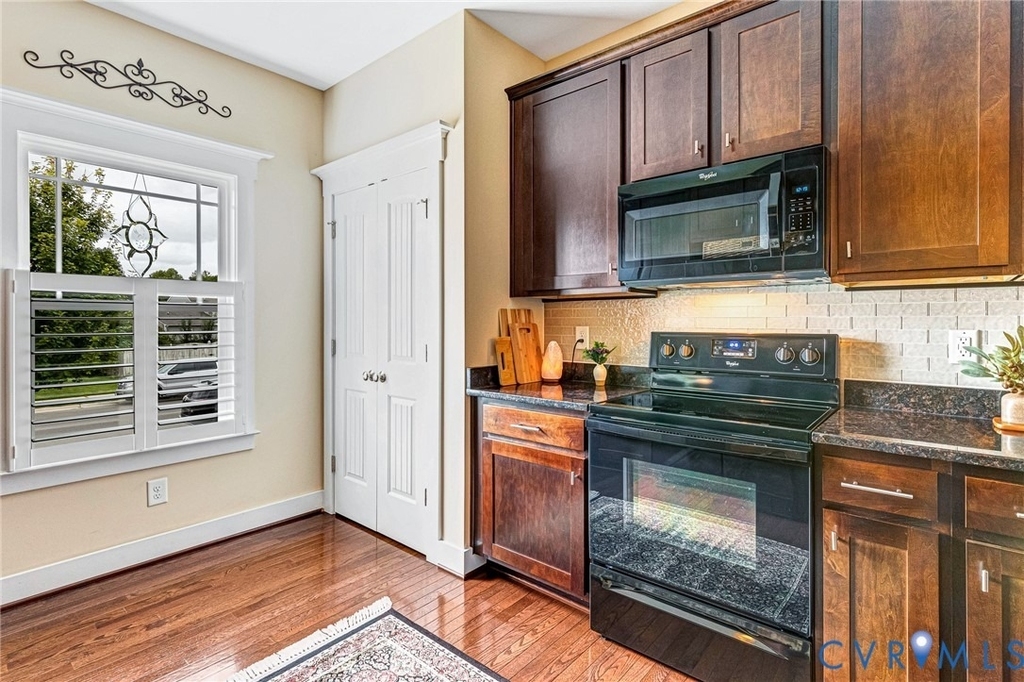 13954 Stanley Park Drive - Photo 5