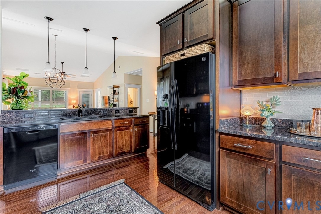 13954 Stanley Park Drive - Photo 7