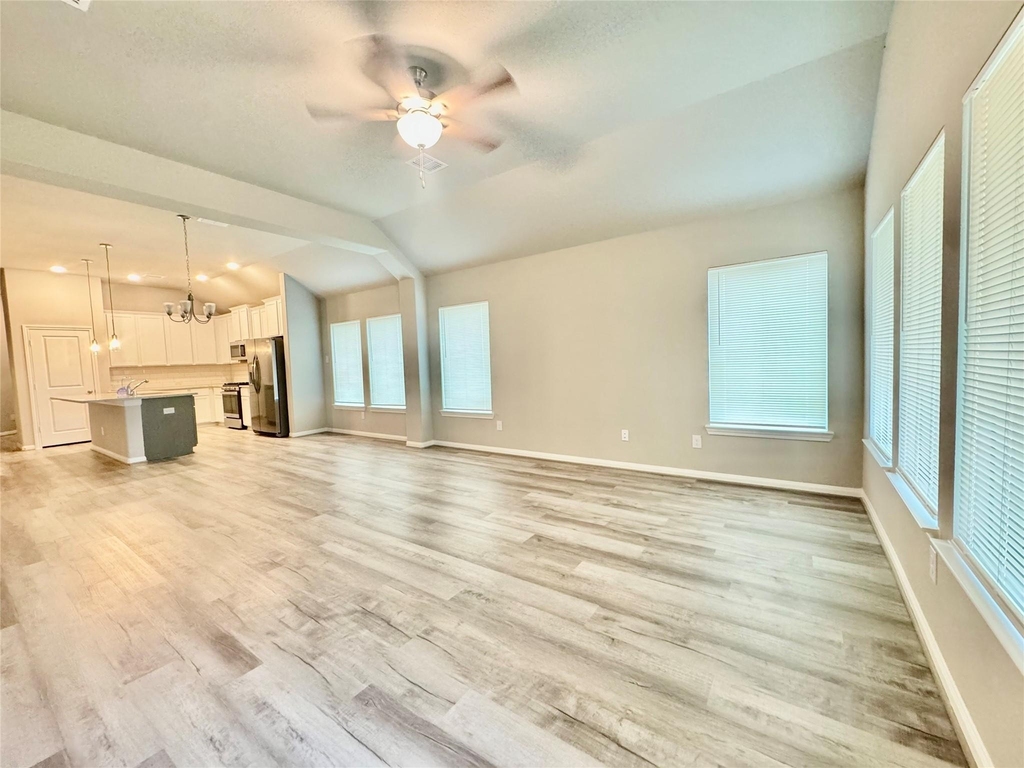19232 Hazel Firs Court - Photo 5