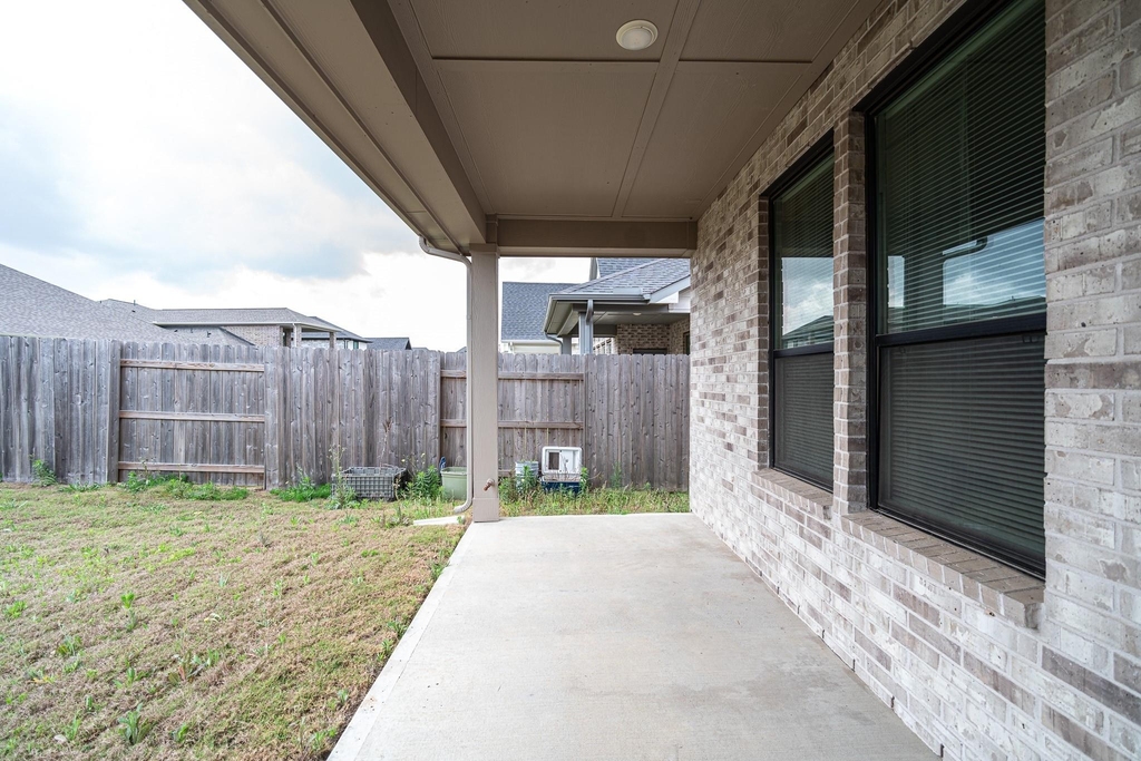 24819 Yellow Spruce - Photo 23