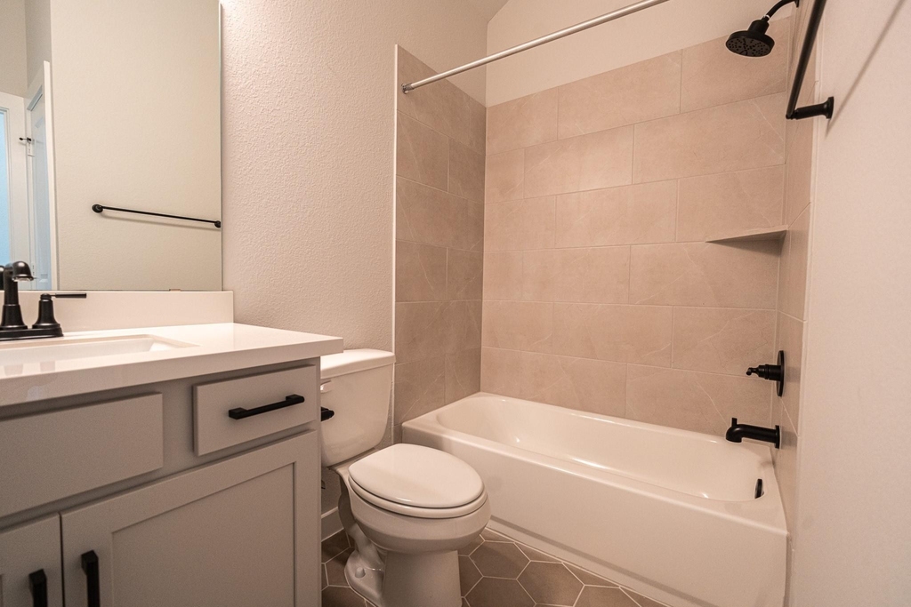24819 Yellow Spruce - Photo 3