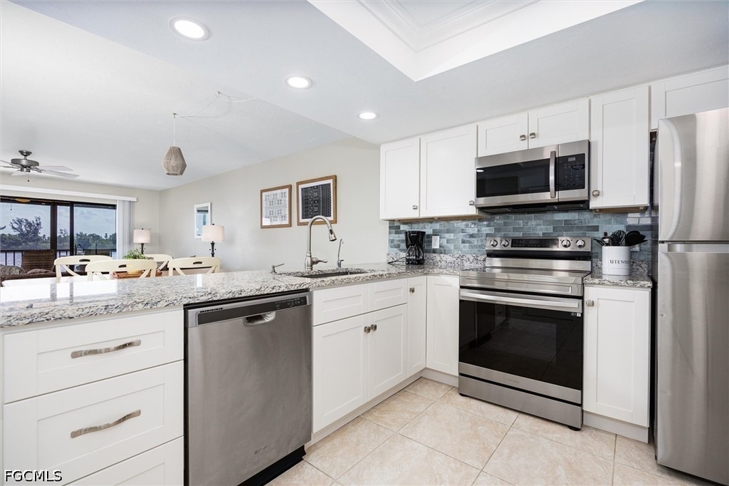 16200 Bay Pointe Boulevard - Photo 4