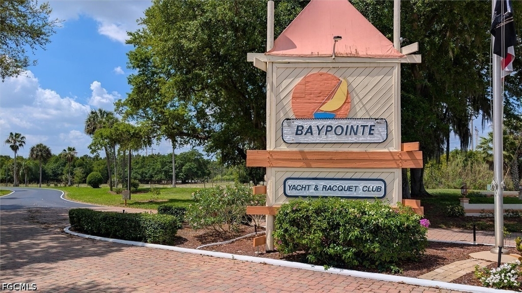 16200 Bay Pointe Boulevard - Photo 0