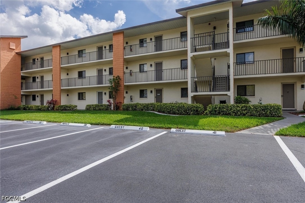 16200 Bay Pointe Boulevard - Photo 19