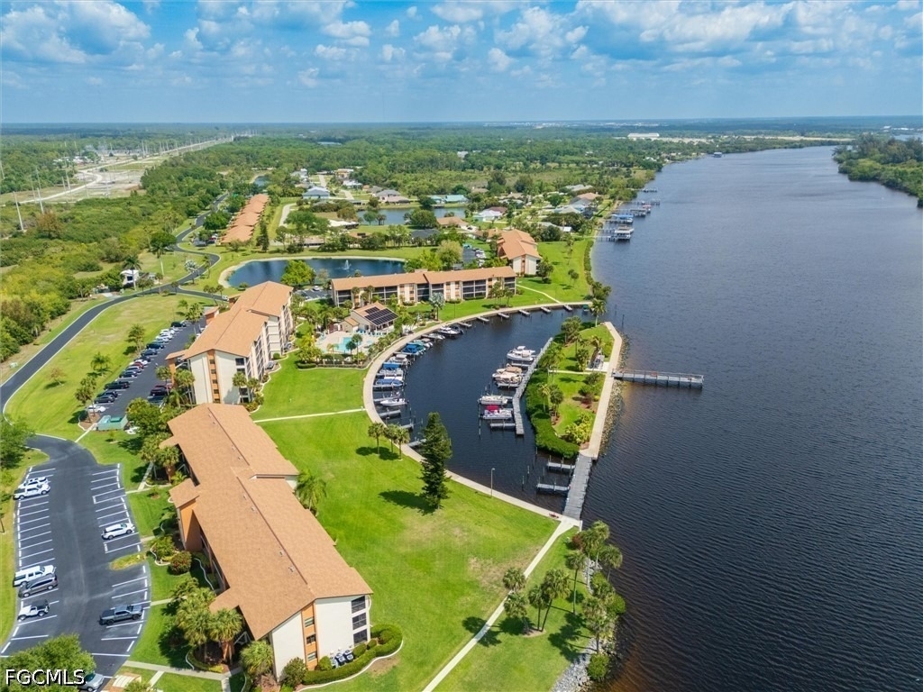 16200 Bay Pointe Boulevard - Photo 23
