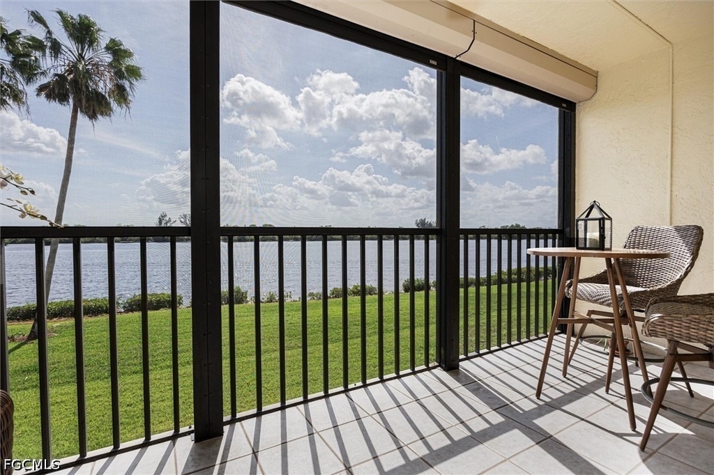 16200 Bay Pointe Boulevard - Photo 12