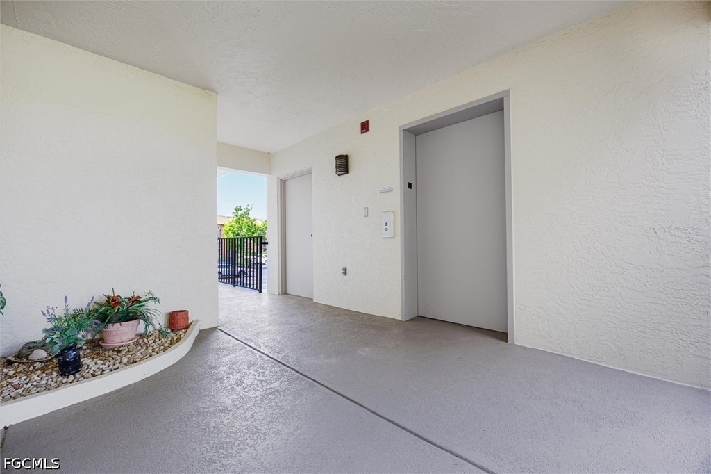16200 Bay Pointe Boulevard - Photo 1