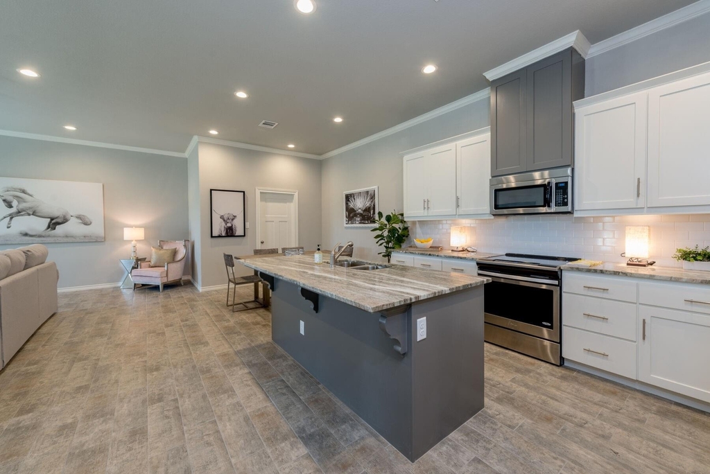3617 Kenyon Drive - Photo 4