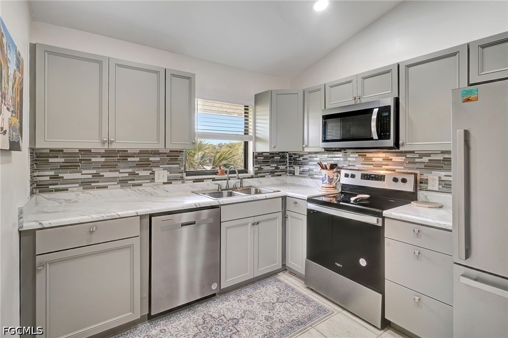 13288 White Marsh Lane - Photo 10