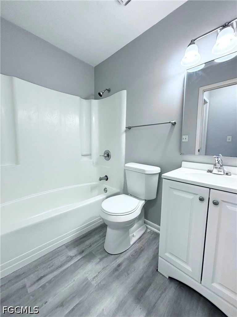 1720 Sw Santa Barbara Place - Photo 16