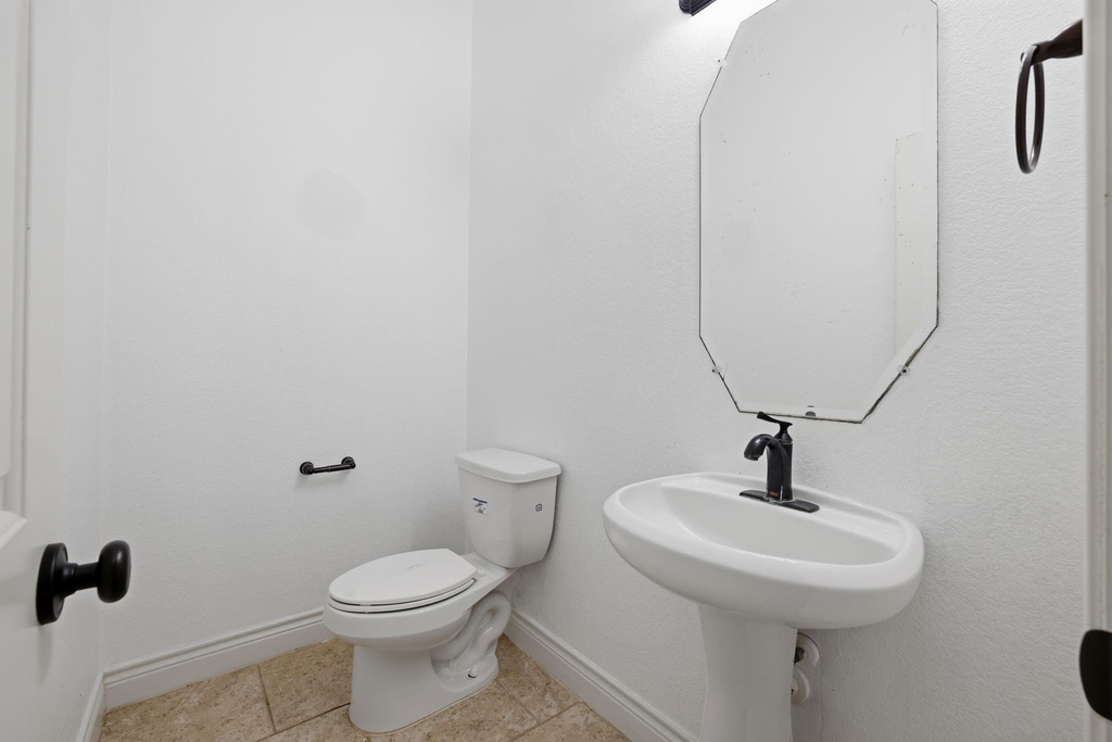 135 Deerfield Meadow Drive - Photo 19
