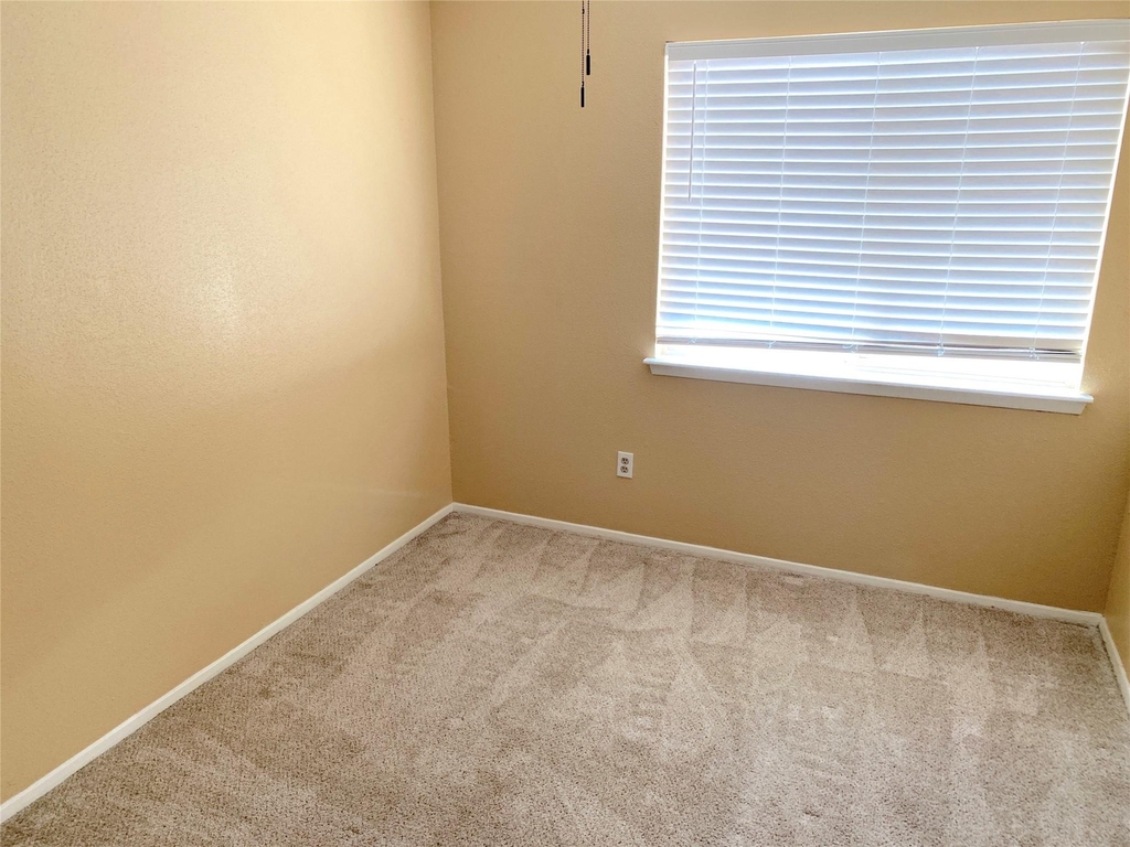 3166 Windchase Boulevard - Photo 10