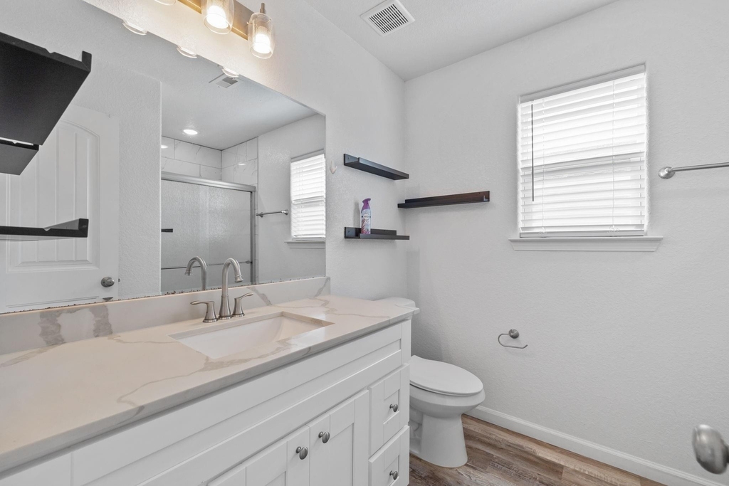 139 W Palm Street - Photo 17