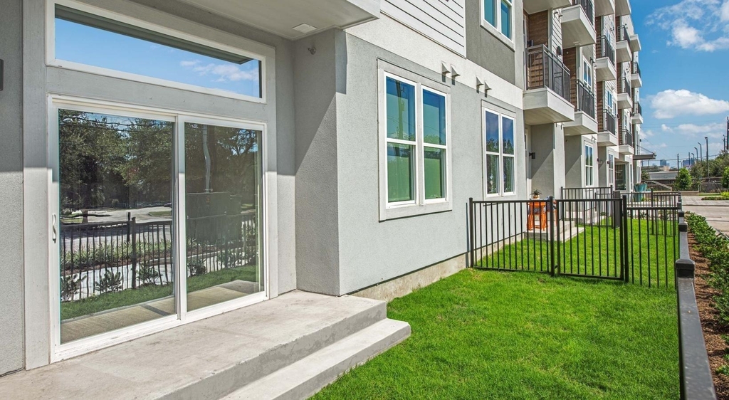9330 Main Street - Photo 18