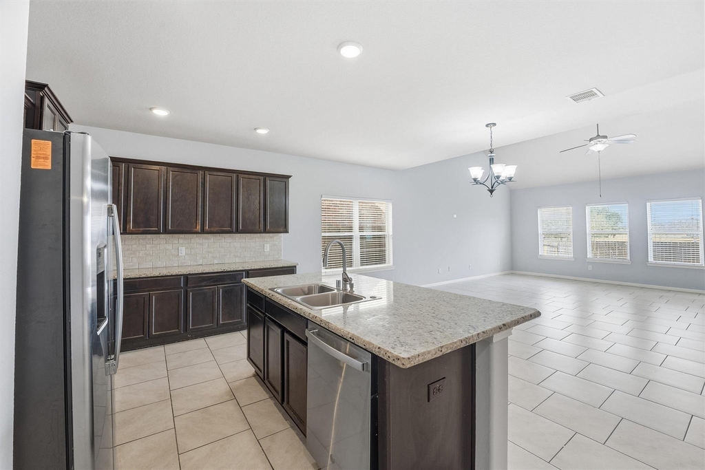 719 Longstreet Drive - Photo 24