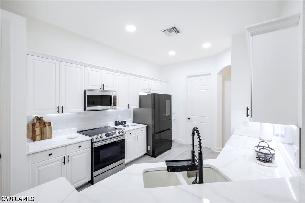 16188 Parque Ln - Photo 9