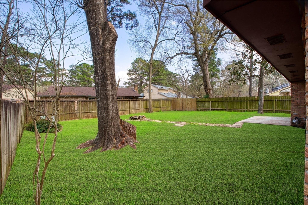 2055 Little Cedar Drive - Photo 2